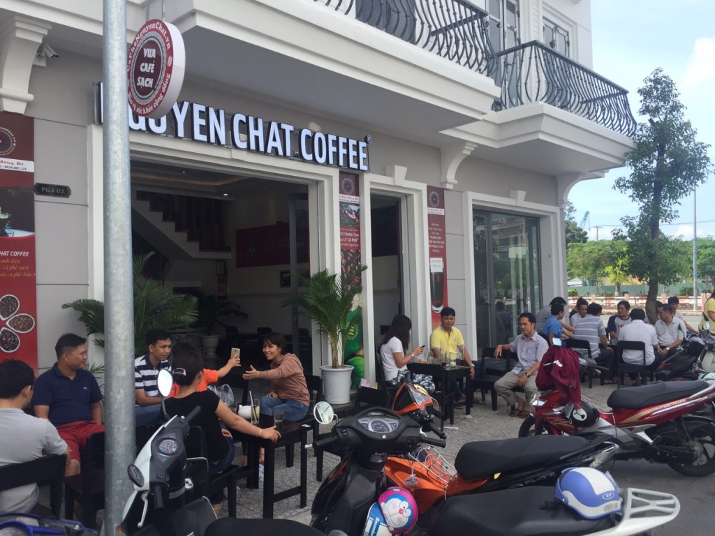 Thiết kế quán cà phê trọn gói vô cùng đơn giản cho người mới bắt đầu kinh doanh cùng Nguyên Chất Coffee.